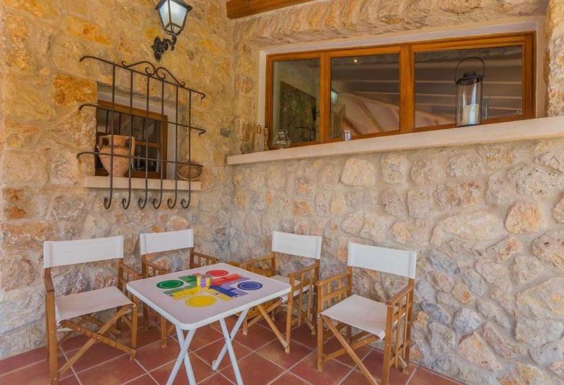 Costa Elvira 13957/2015