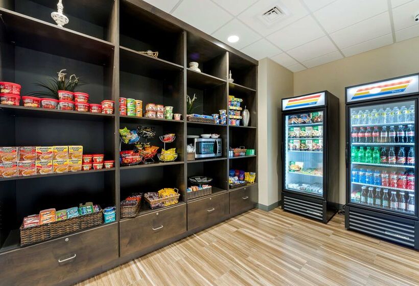 Best Western Plus Centralia Hotel & Suites