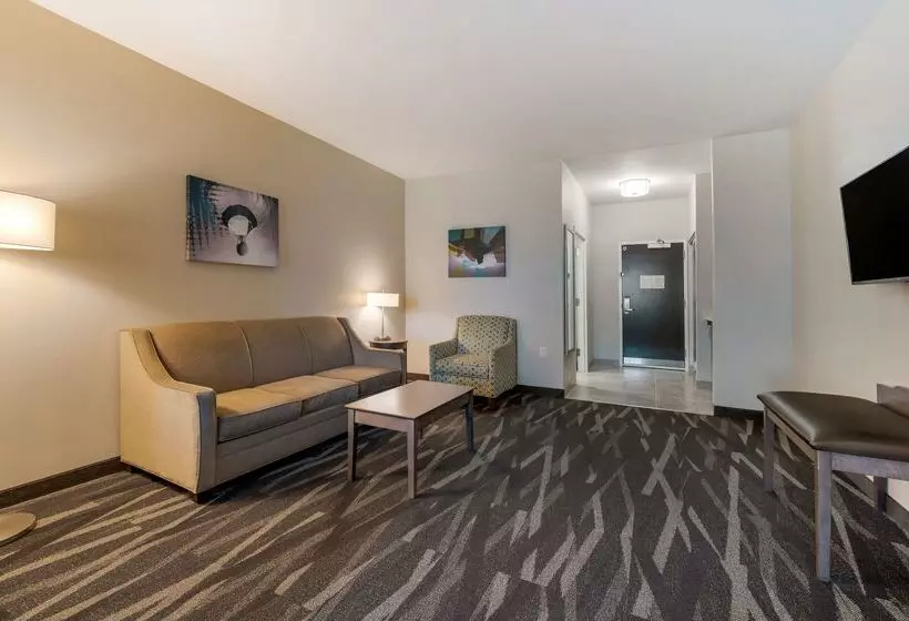 Best Western Plus Centralia Hotel & Suites