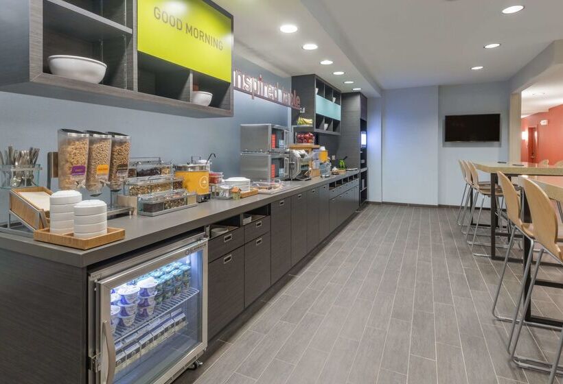 בית מלון כפרי Home2 Suites By Hilton Kansas City Downtown