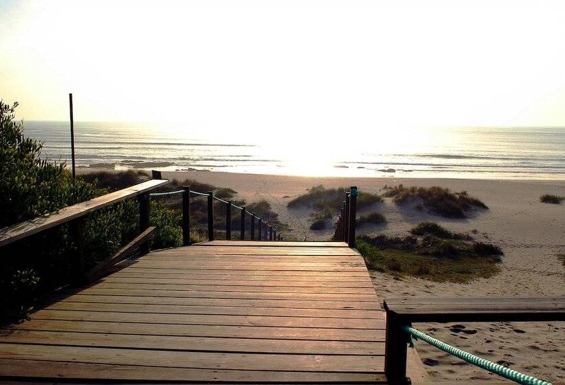 هتل Parque De Campismo Orbitur Viana Do Castelo