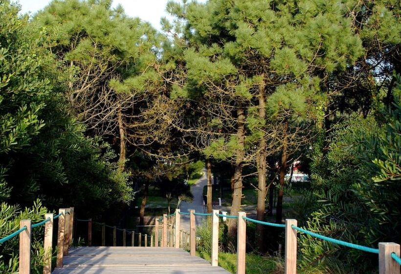 هتل Parque De Campismo Orbitur Viana Do Castelo