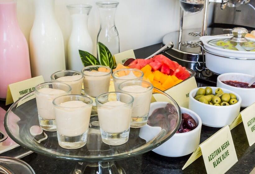 Hotel Tambo Dos De Mayo