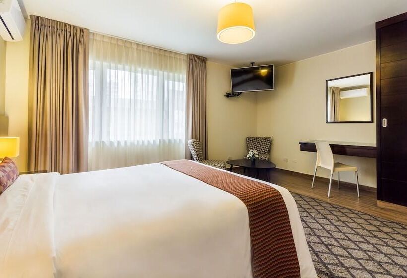 Hotel Tambo Dos De Mayo