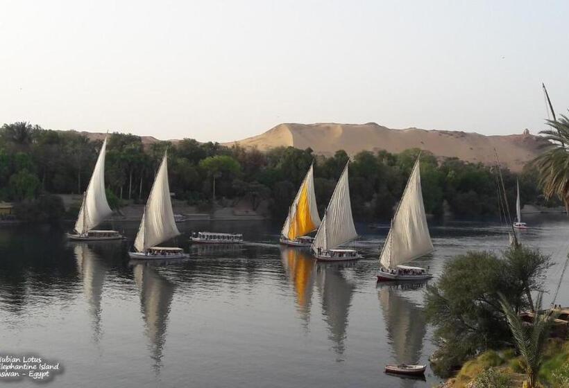 تختخواب و صبحانه Nubian Lotus