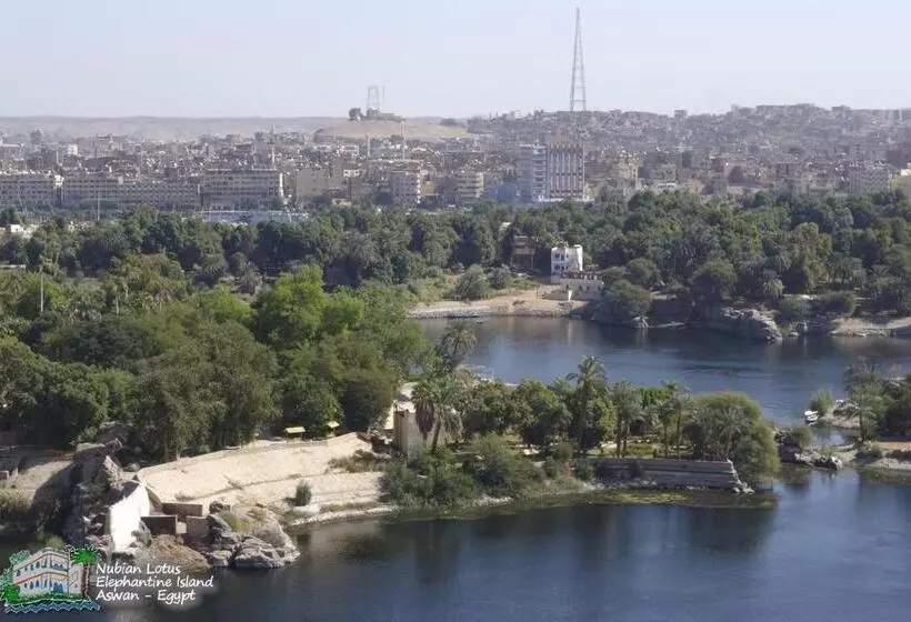 تختخواب و صبحانه Nubian Lotus