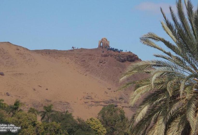 تختخواب و صبحانه Nubian Lotus
