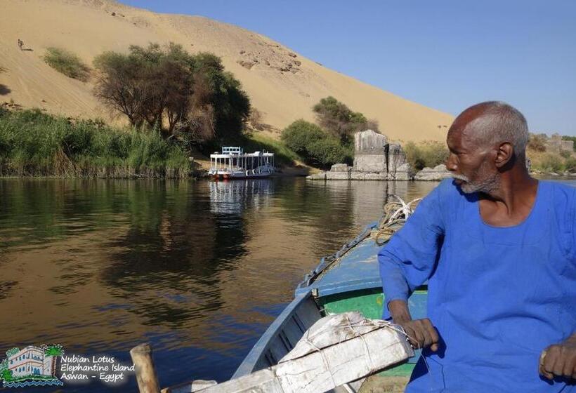 تختخواب و صبحانه Nubian Lotus