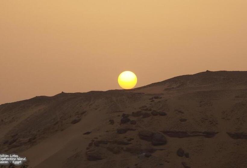 تختخواب و صبحانه Nubian Lotus