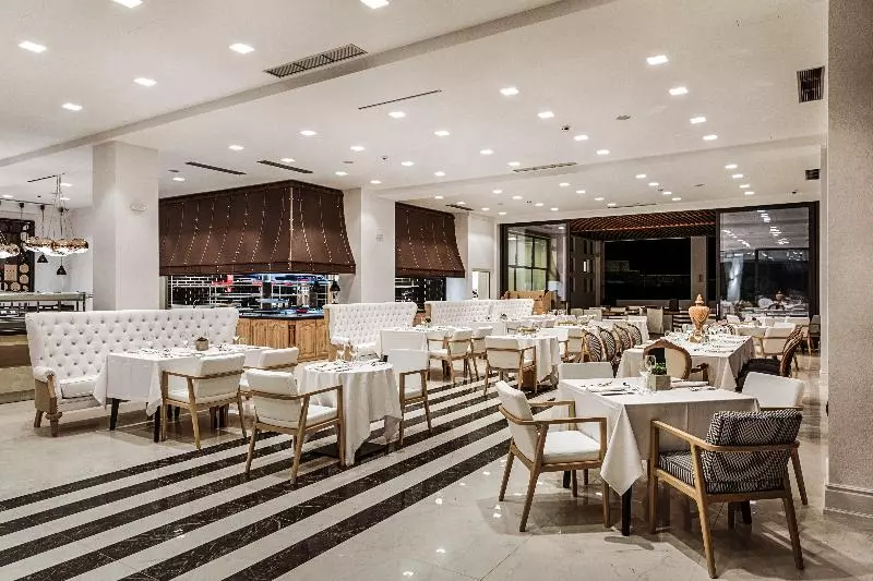 ホテル Abaton Island Resort & Spa