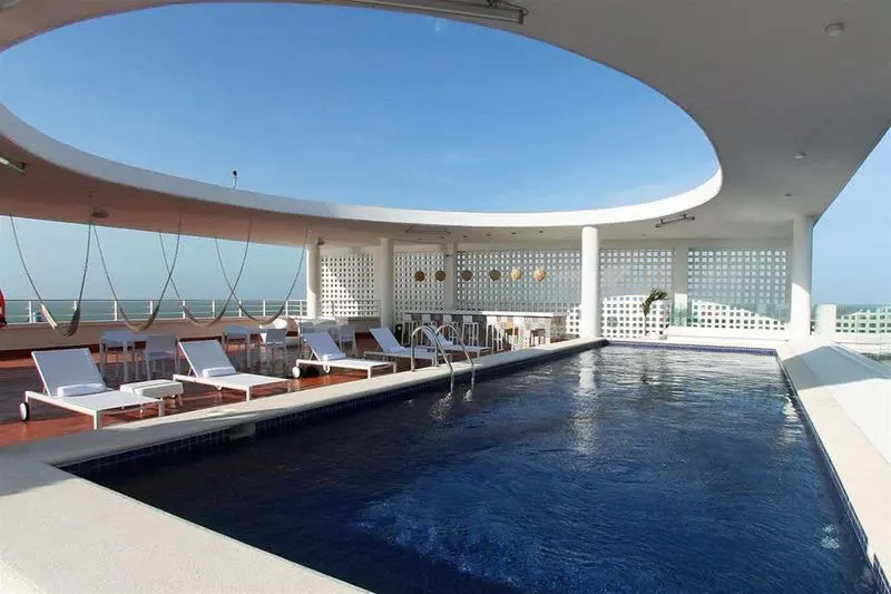 Hotelli Fiesta Inn & Loft Ciudad Del Carmen