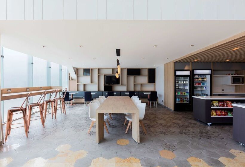 ホテル Hilton Garden Inn Mexico City Santa Fe