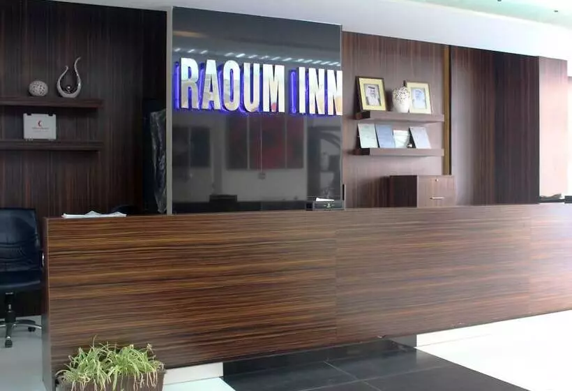 Hotelli Raoum Inn