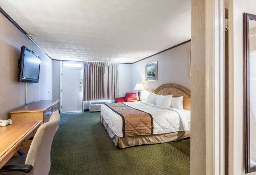 فندق Rodeway Inn & Suites   Charles Town, Wv