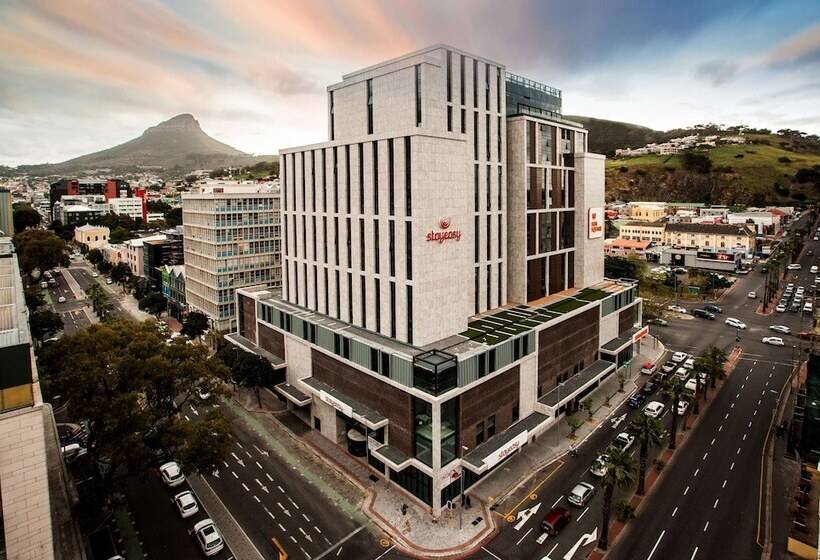 هتل Stayeasy Cape Town City Bowl