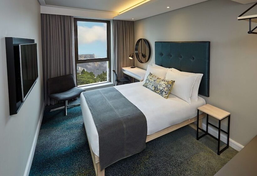 هتل Stayeasy Cape Town City Bowl