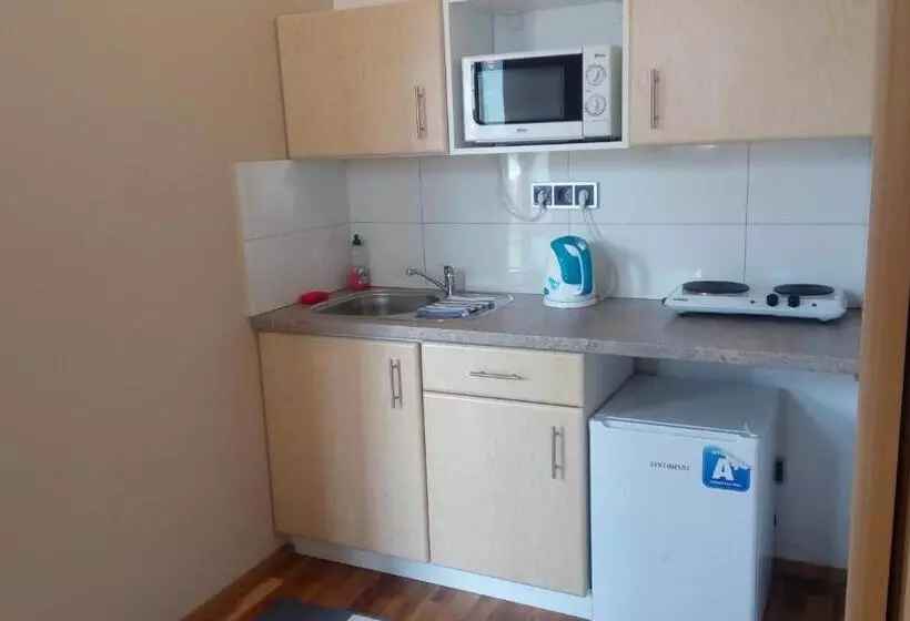 Majatalo Penzion Delanta