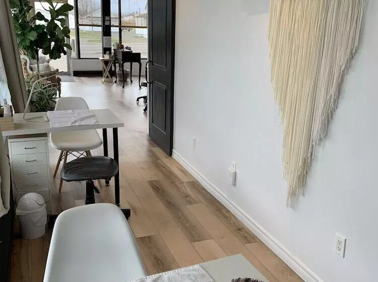 ホテル Auberge Shores Inn &