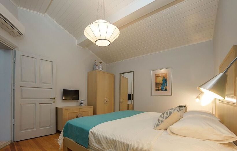 هتل Delight Deluxe