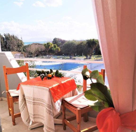 בית מלון כפרי Golden Beach