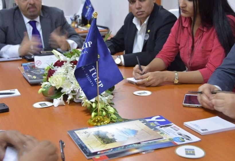 هتل Golden Tulip Headington