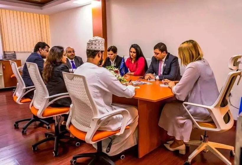 هتل Golden Tulip Headington