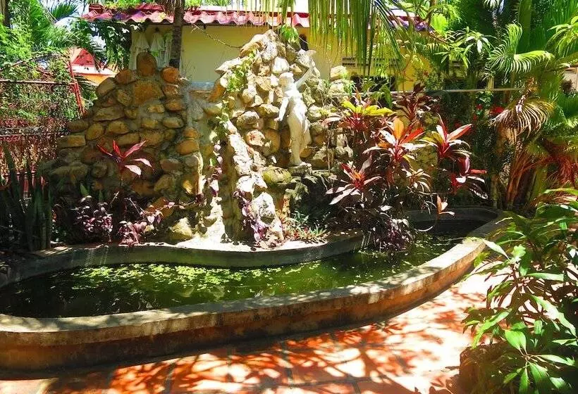 هتل Kampot Guesthouse