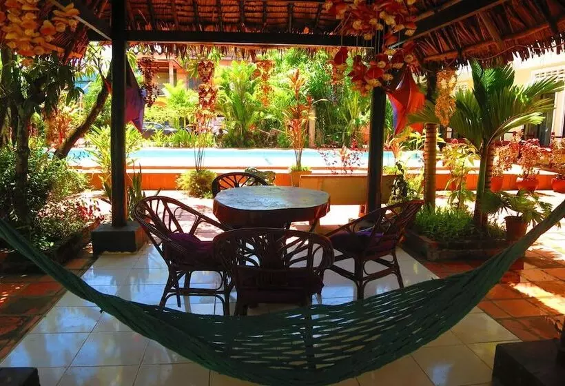 هتل Kampot Guesthouse
