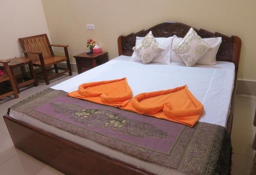 فندق Kampot Guesthouse
