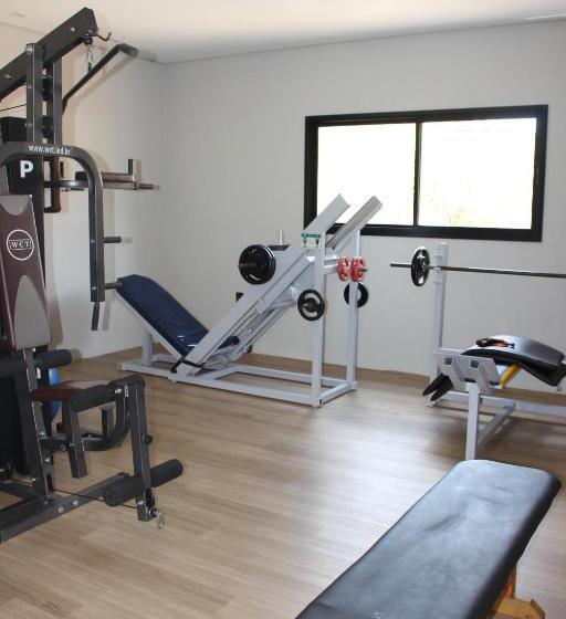 בית מלון כפרי Optimum Plaza