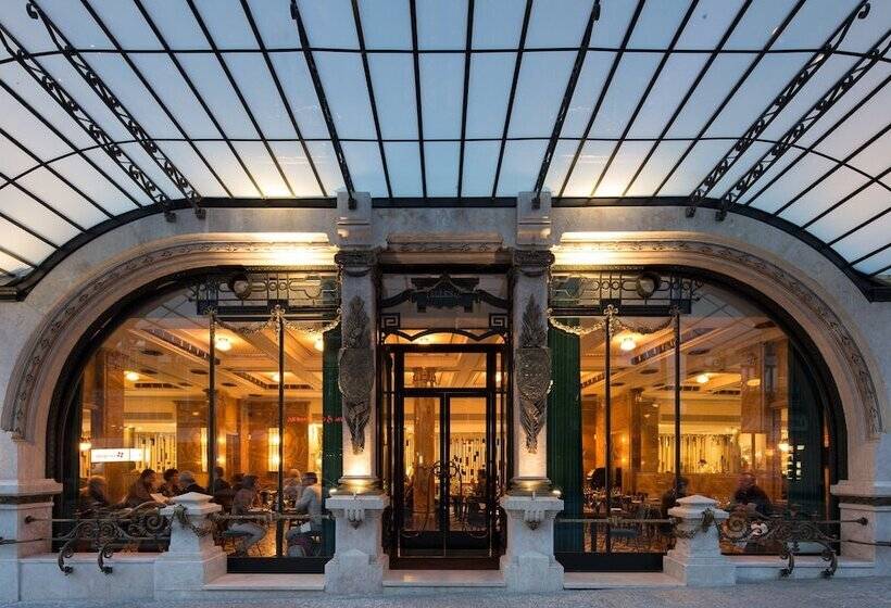 هتل Pestana Porto A Brasileira, City Center & Heritage Building
