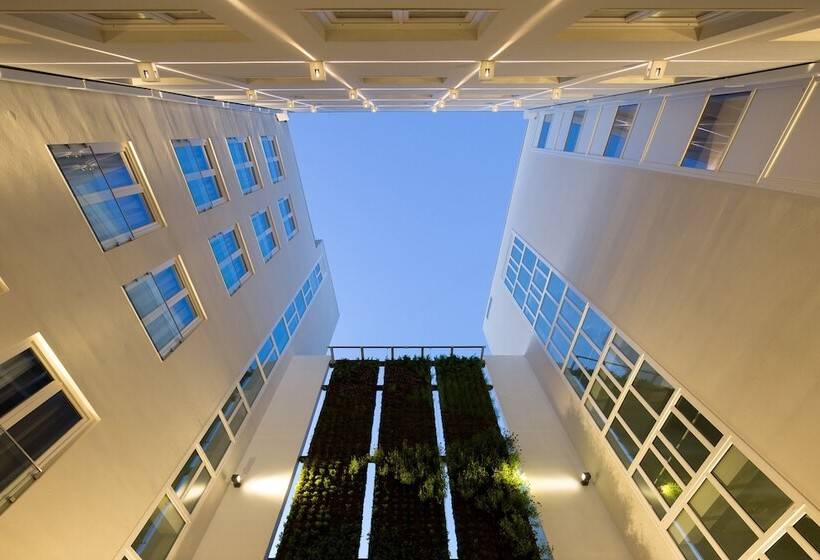 هتل Pestana Porto A Brasileira, City Center & Heritage Building