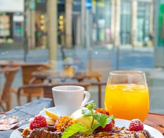 هتل Pestana Porto A Brasileira, City Center & Heritage Building