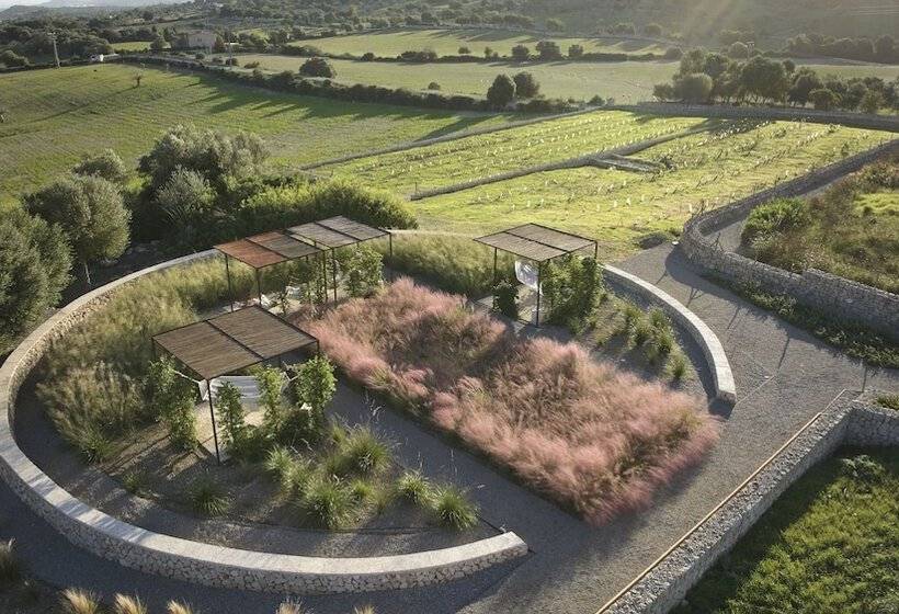 فندق ريفى Finca Sestelrica