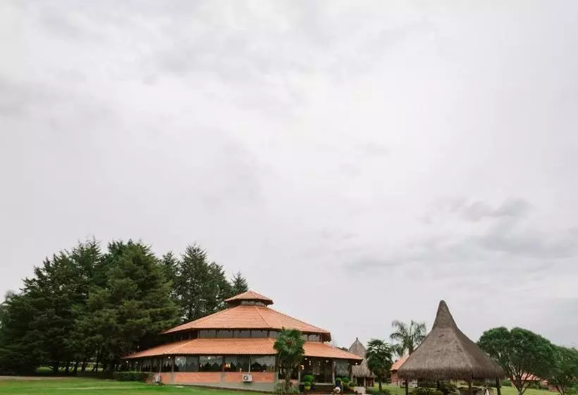 Hotelli Virá Charme Resort