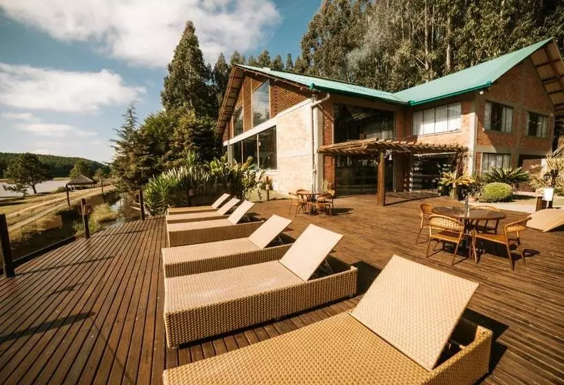 Hotelli Virá Charme Resort