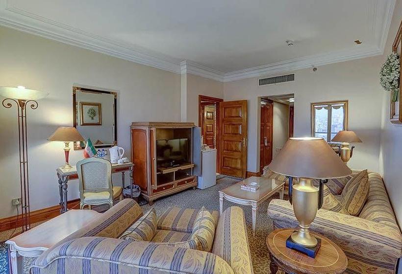 Parsian Esteghlal International Hotel