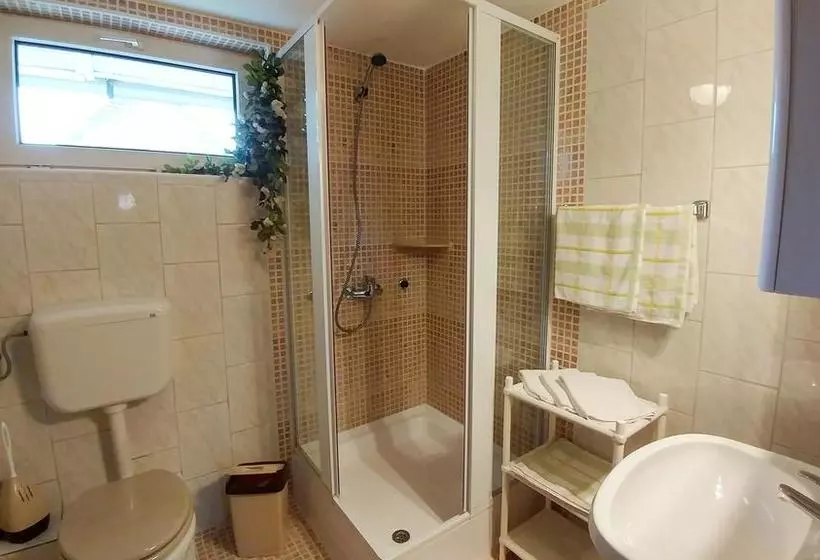 Bed & Breakfast Anna Panzió