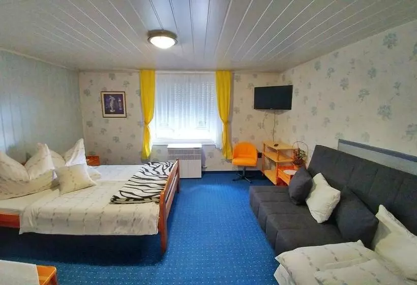 Bed & Breakfast Anna Panzió