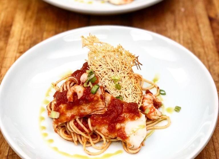 Hotel Bella Coola Eagle Lodge