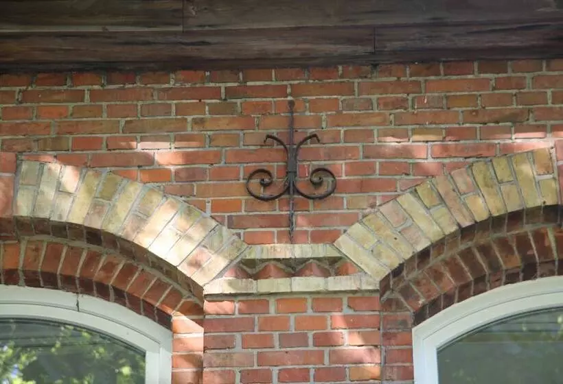 Hotelli Gastehaus Alte Schule