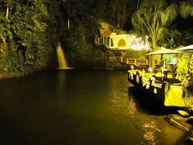 هتل Kashama Eco Resort & Spa