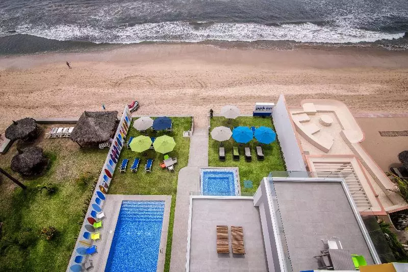 ホテル Park Inn By Radisson Mazatlan