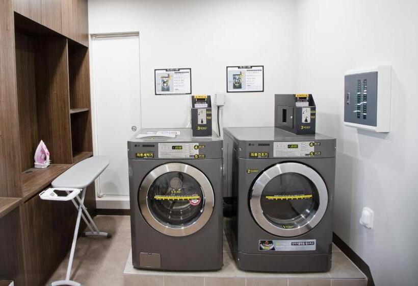 Hotel The Qube Resort Jeju