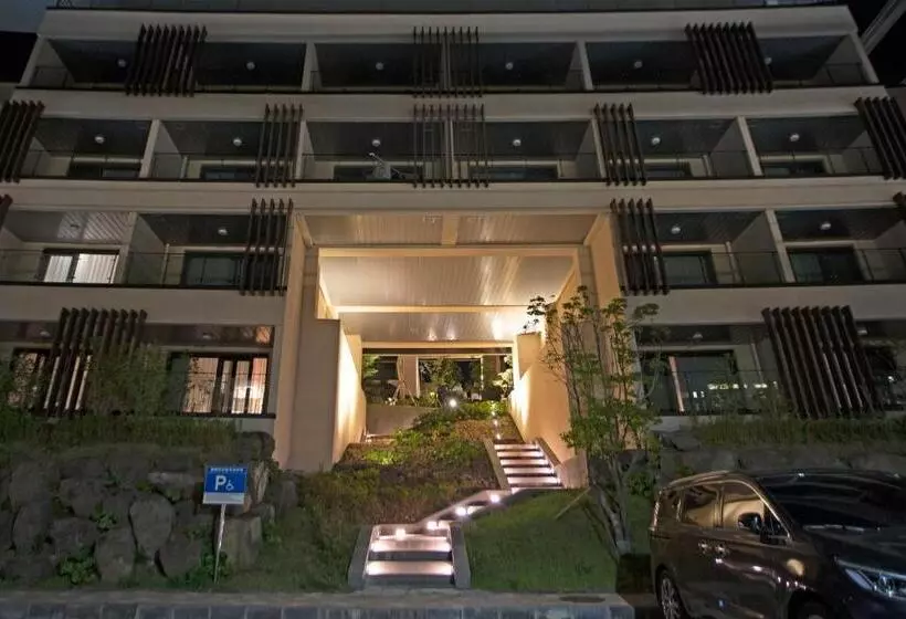 هتل The Qube Resort Jeju