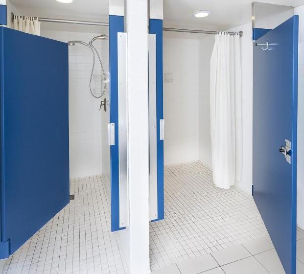 Pacific Spirit Hostel