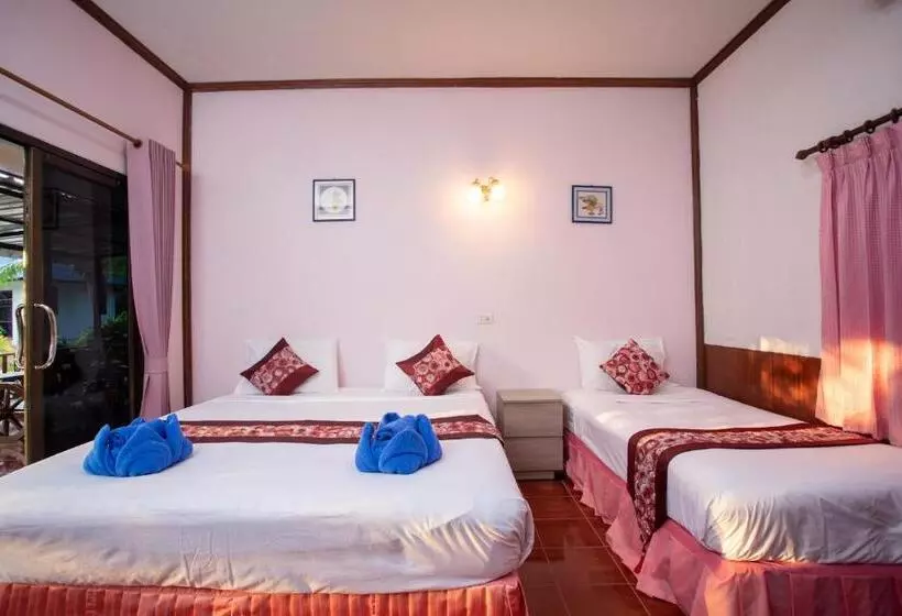 Rung Arun Resort