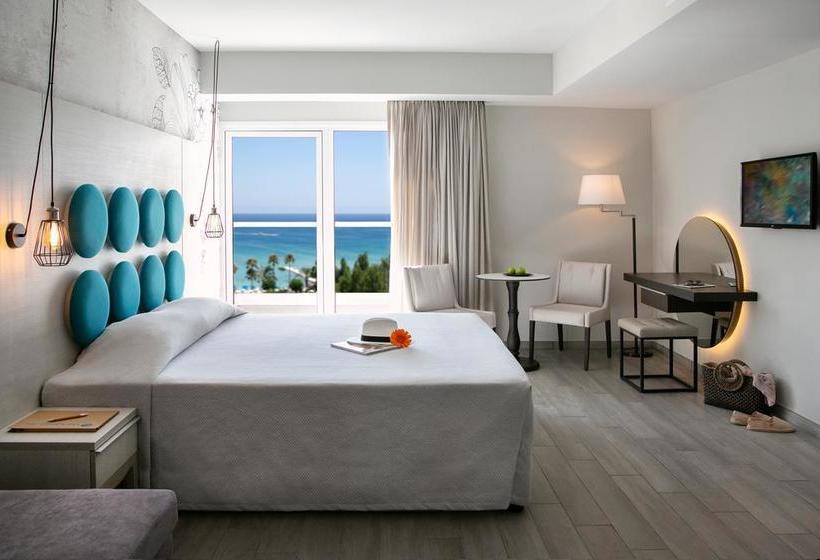 Vangelis Hotel & Suites