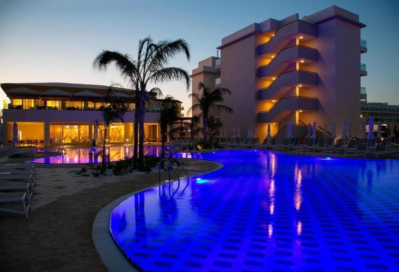 Vangelis Hotel & Suites