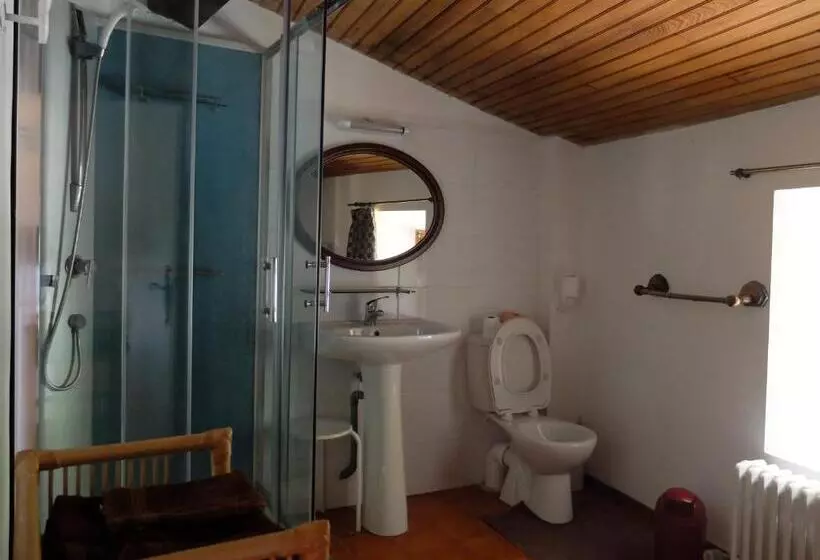 تختخواب و صبحانه Chambres D Hôtes De L Abbaye